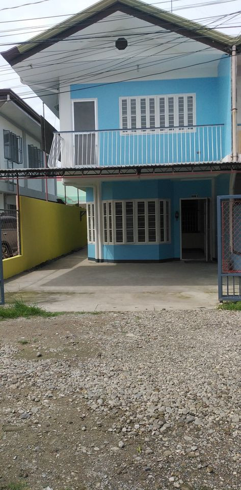 3 Beds 2 Baths Apartment
