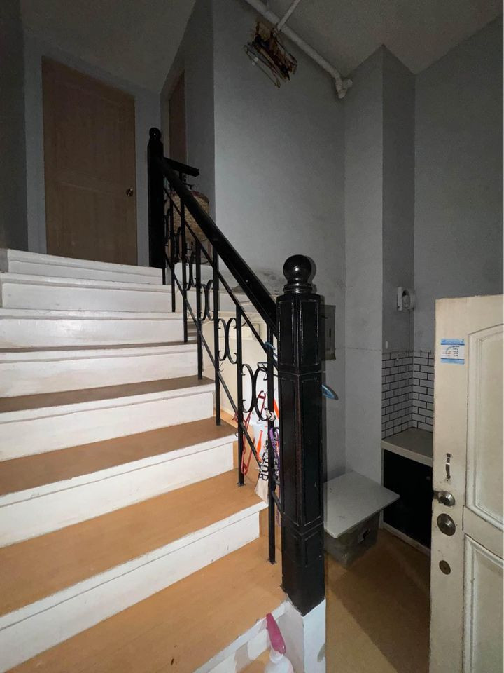 Gallery 4
