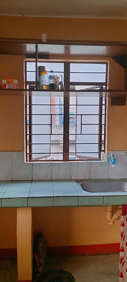 Room for rent at batasan hills qc
