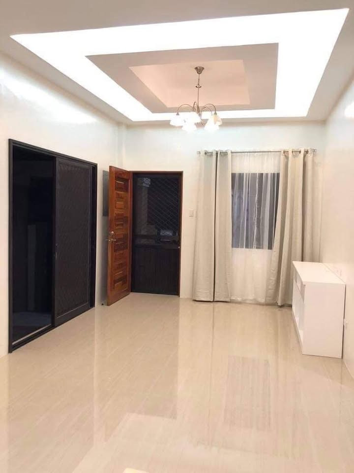 Gallery 3