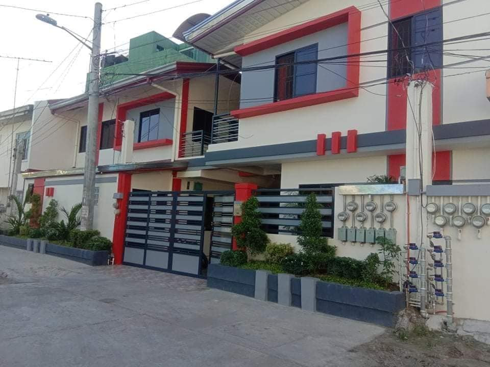 Unit with 2bedrooms and dirty kitchen