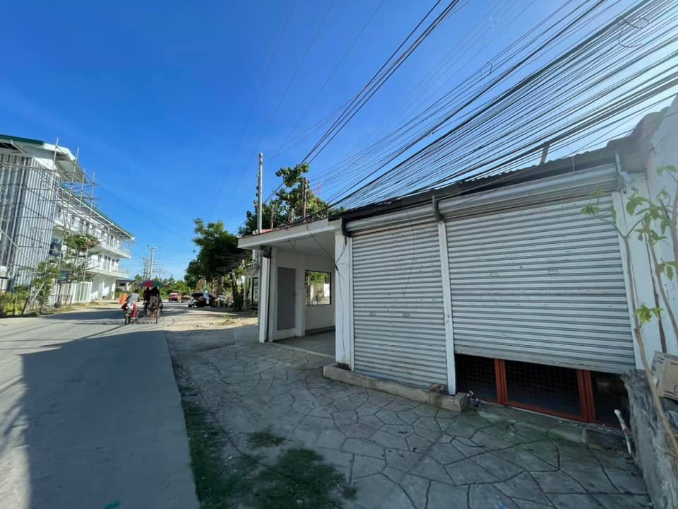 COMMERCIAL SPACE FOR RENT