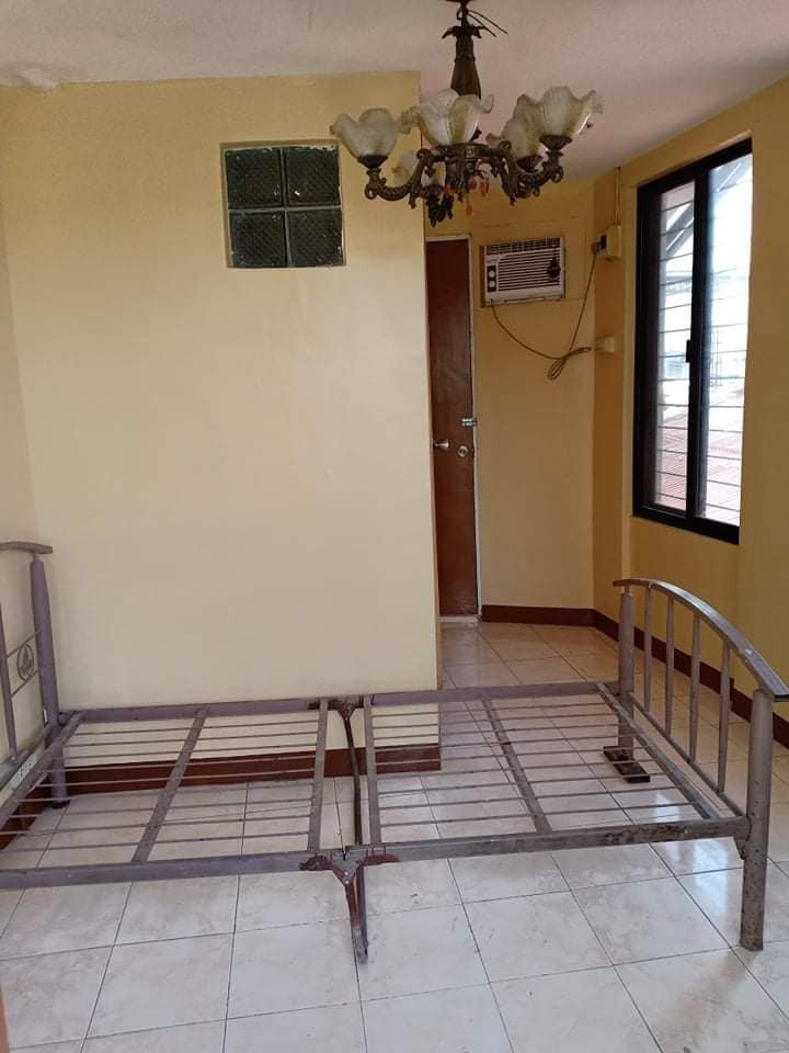 Gallery 5