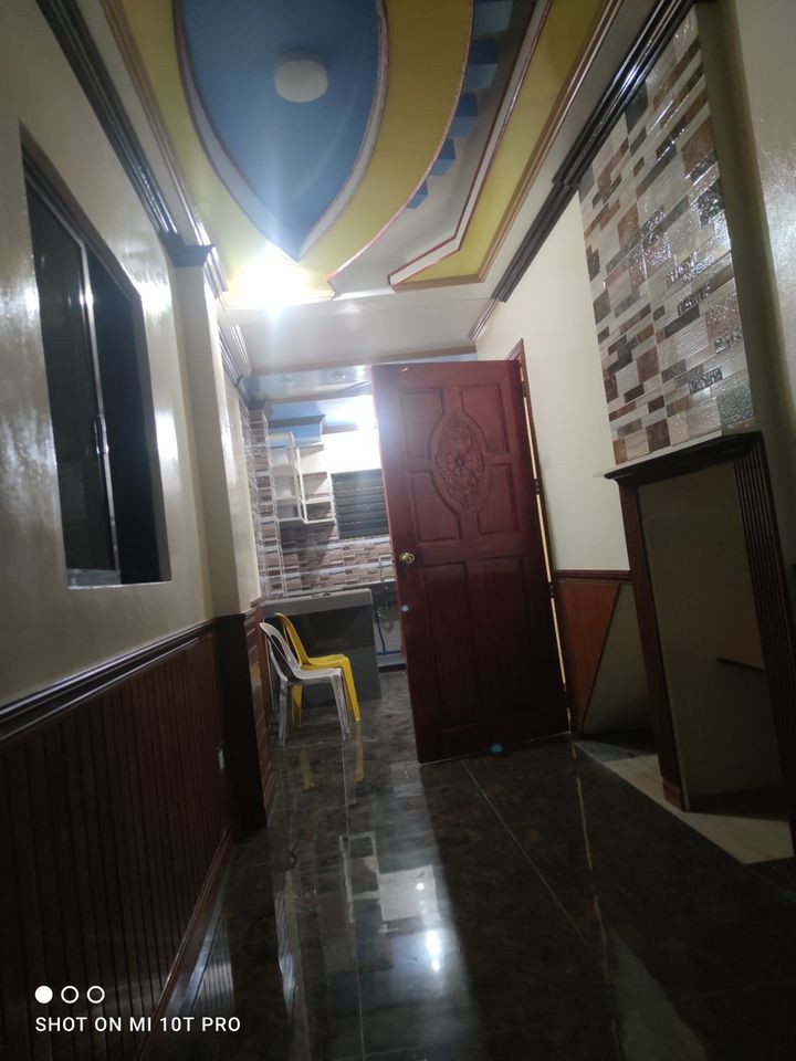 Gallery 4