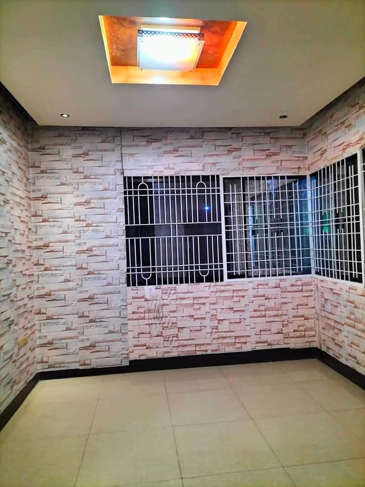 Gallery 4