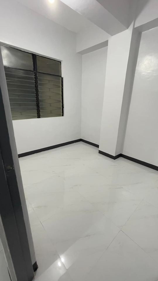 Gallery 5