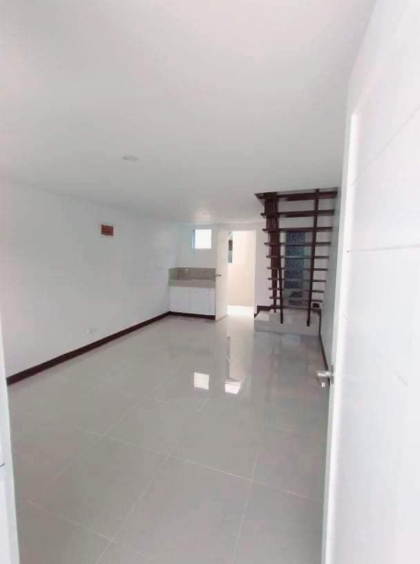 Gallery 5
