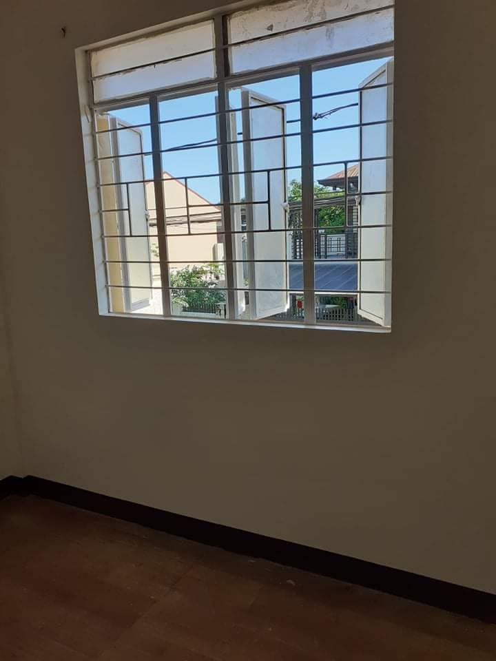 Gallery 2