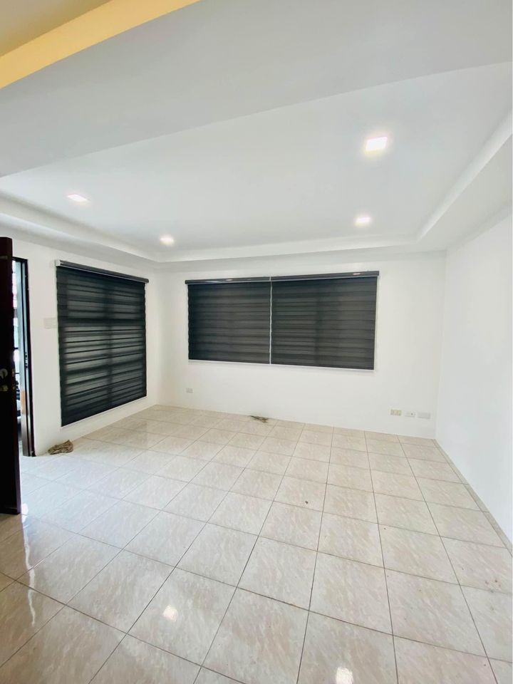 Gallery 2