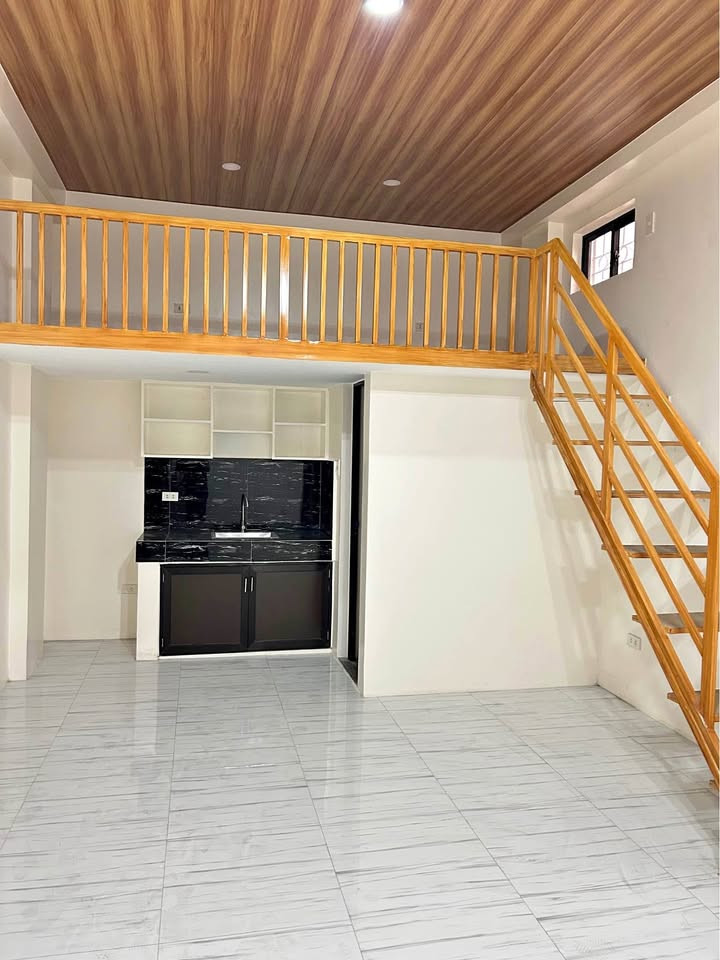 UNITS FOR RENT (LOFT TYPE)