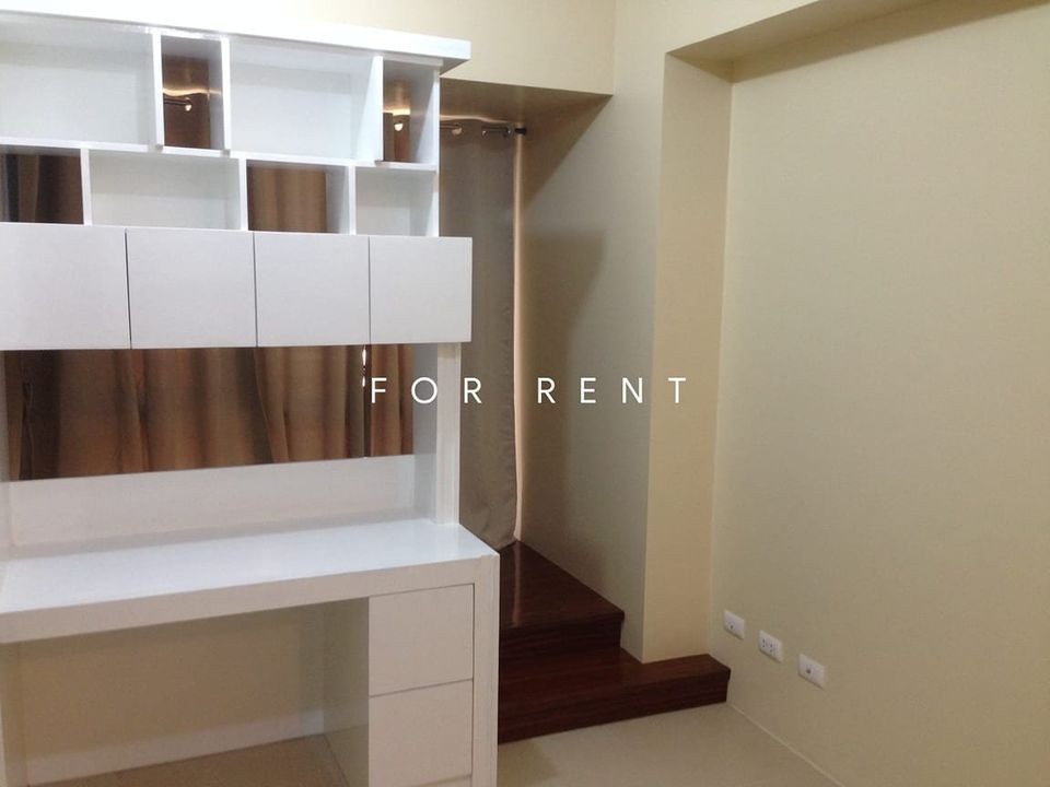 1 Bed 1 Bath Apartment/condo