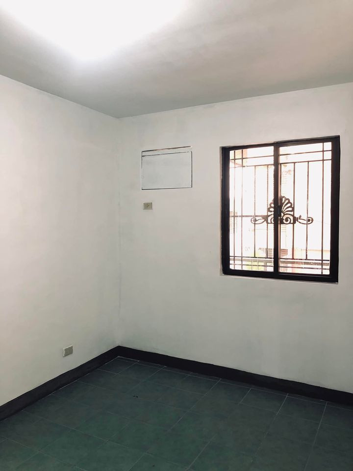 Gallery 5
