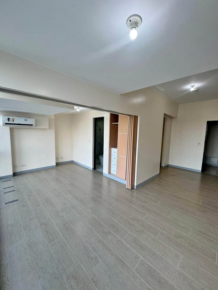 EXECUTIVE STUDIO EASTWOOD GLOBAL PLAZA RENT TO OWN