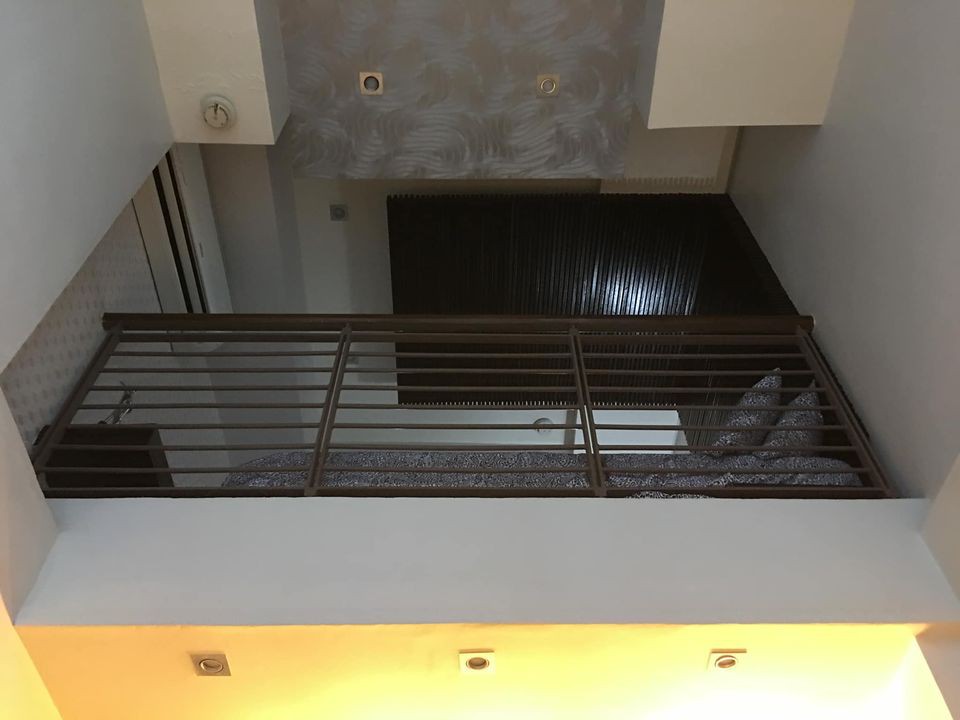 Gallery 3