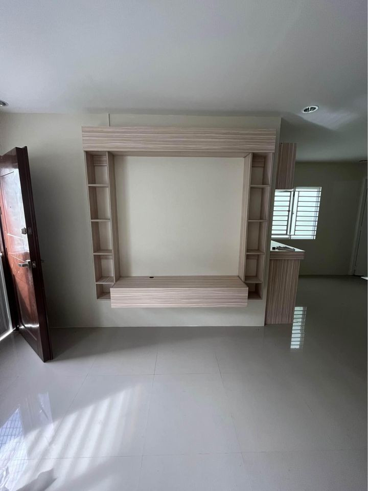 Gallery 3