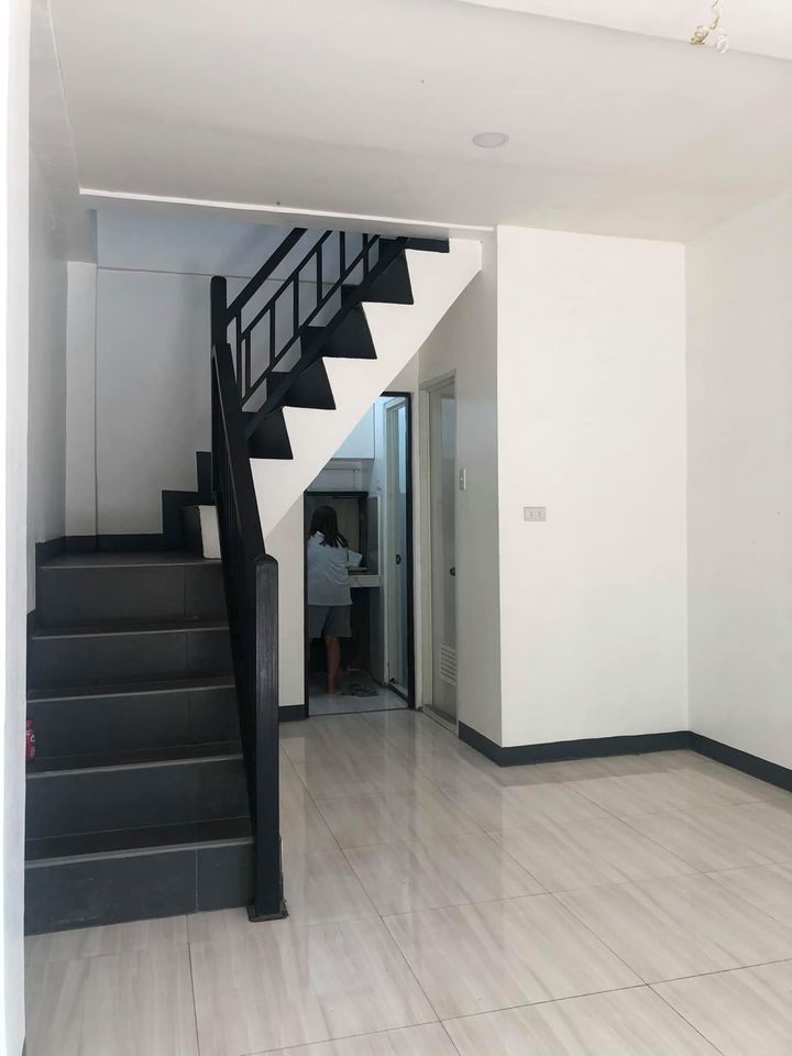 Gallery 2
