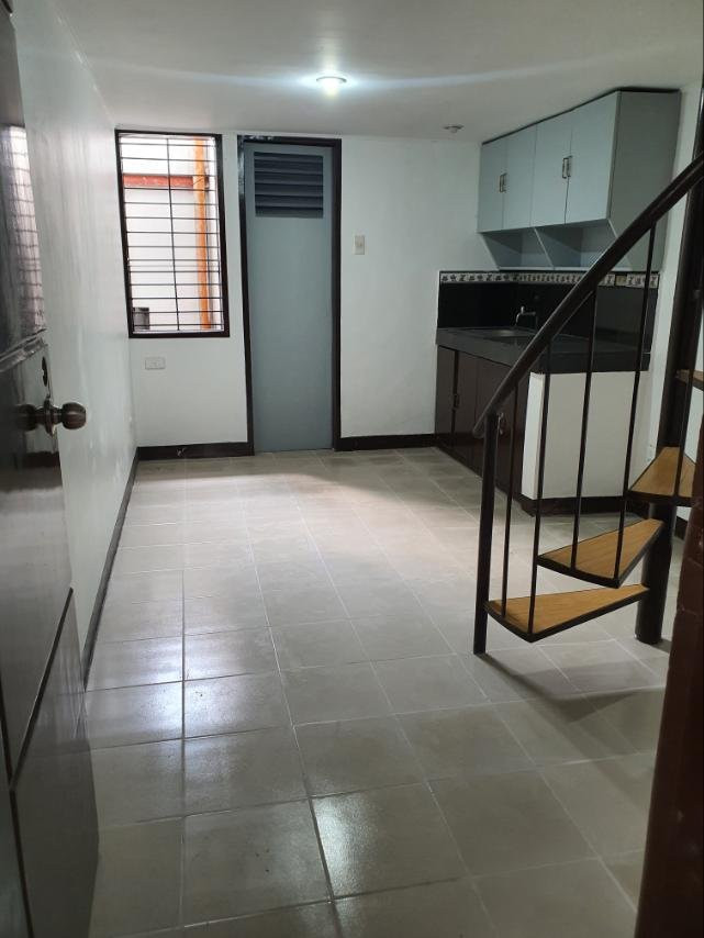 2 Beds 1 Bath Apartment/condo