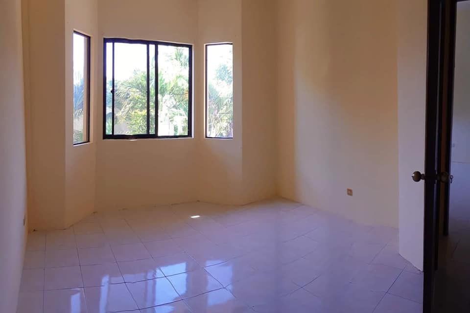 Gallery 4