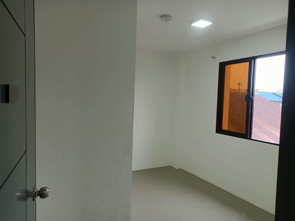 Gallery 5