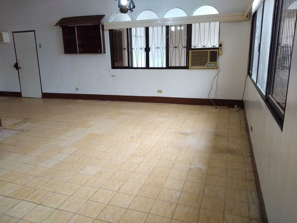 Gallery 5
