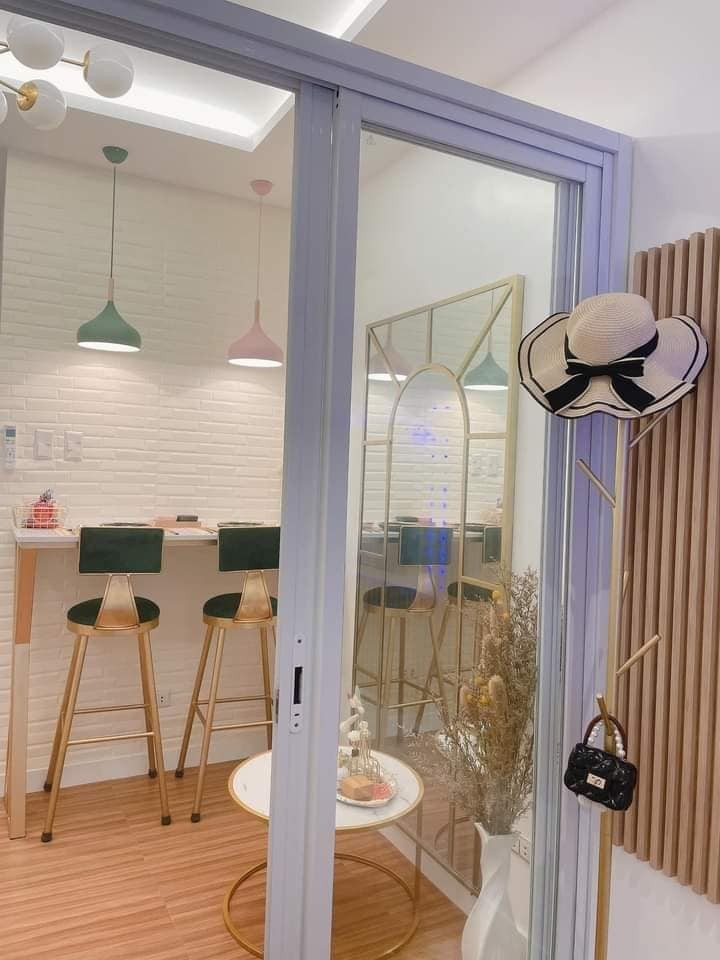 Gallery 4