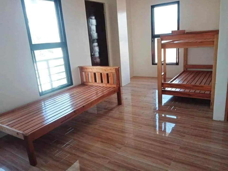 Gallery 5