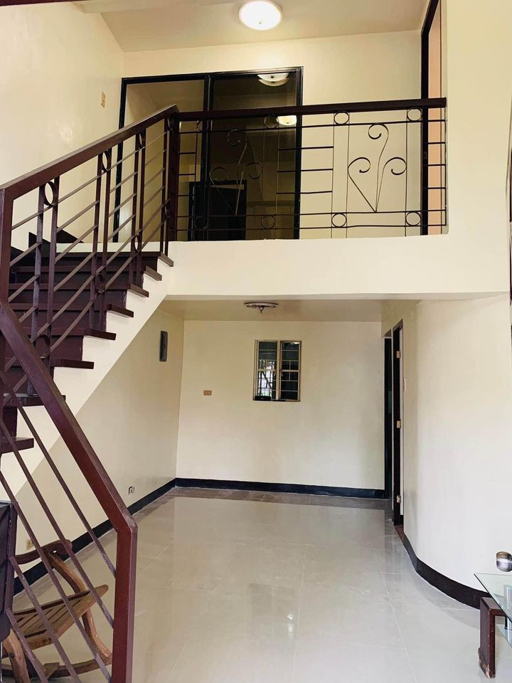 Gallery 5