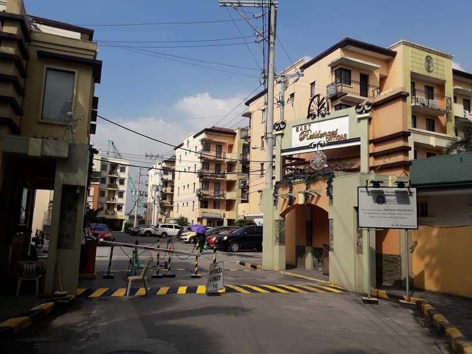Fully Furnished condo - EAST RESIDENCES ORTIGAS