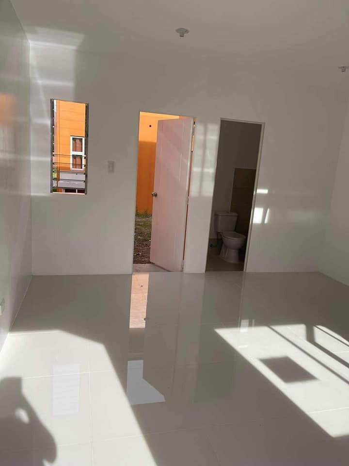 Gallery 5
