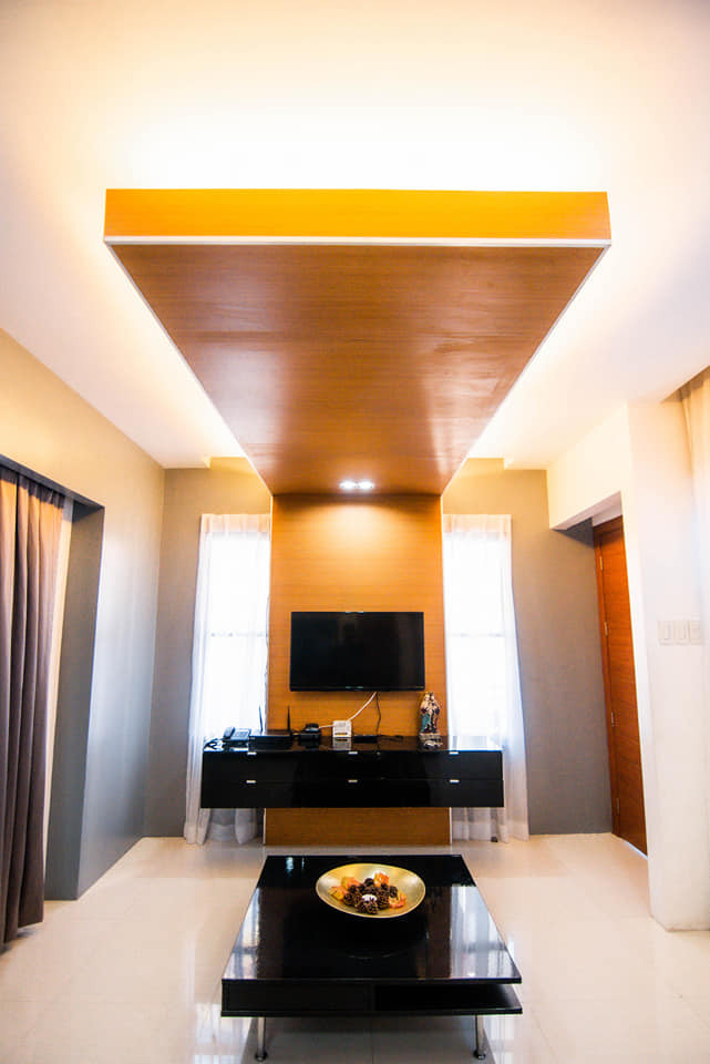 Gallery 2
