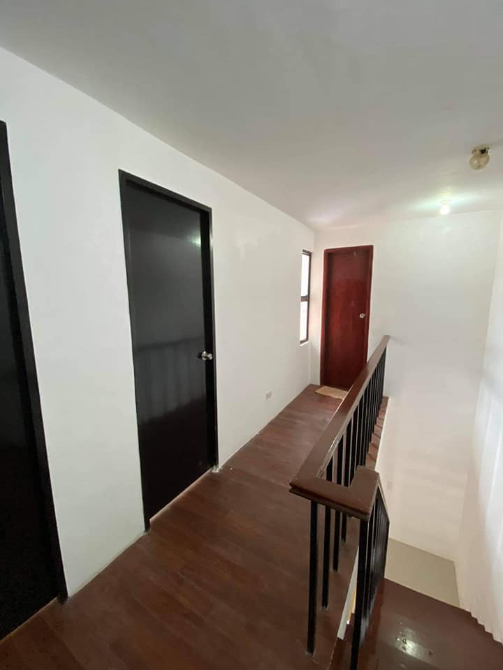 Gallery 5