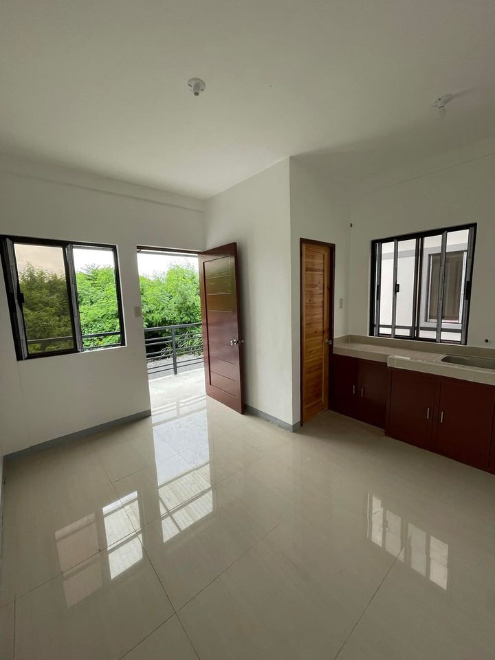 Gallery 5