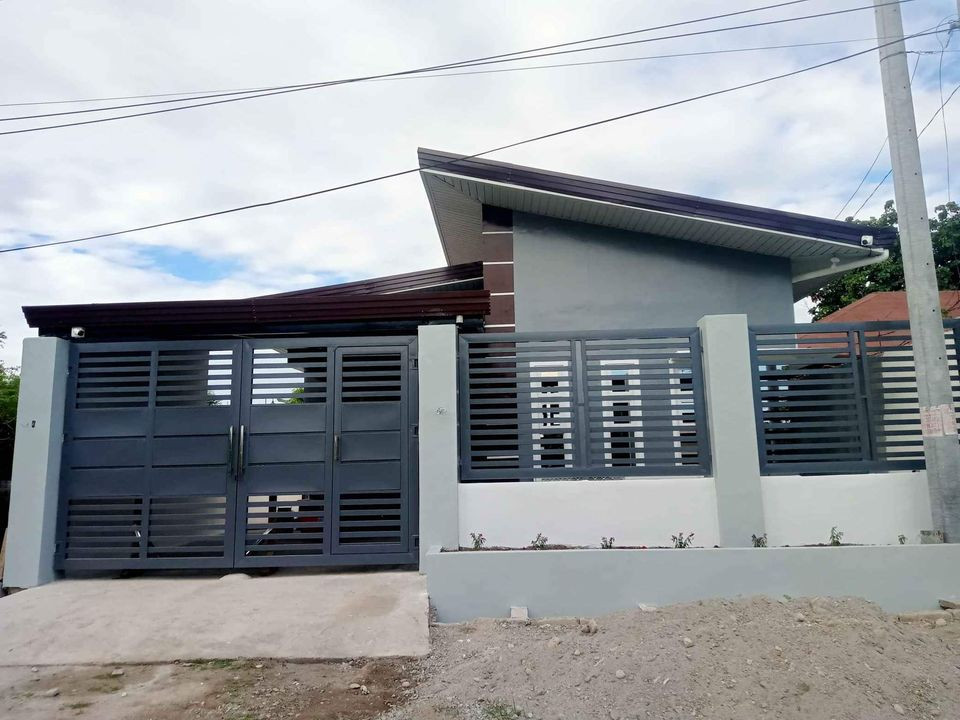 HOUSE FOR RENT