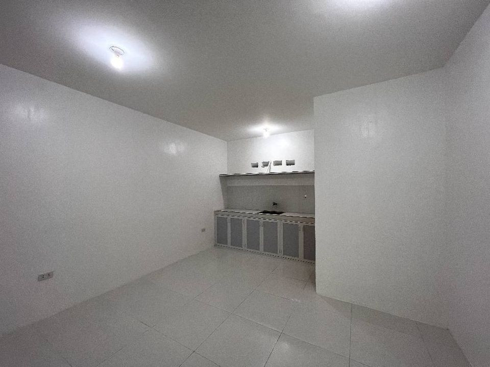 Gallery 5