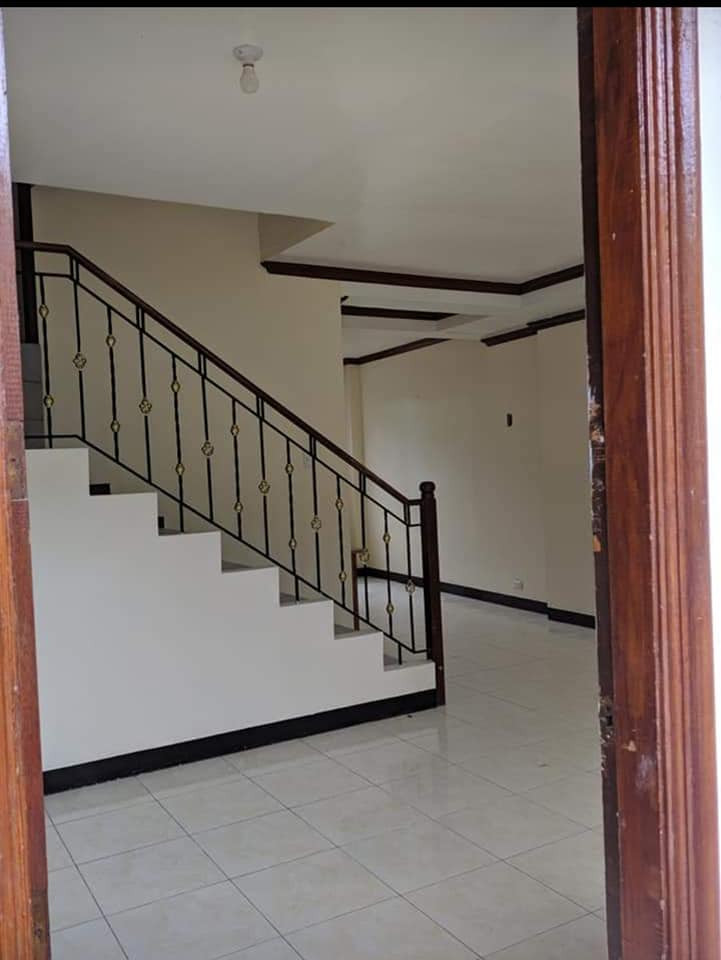 Gallery 5