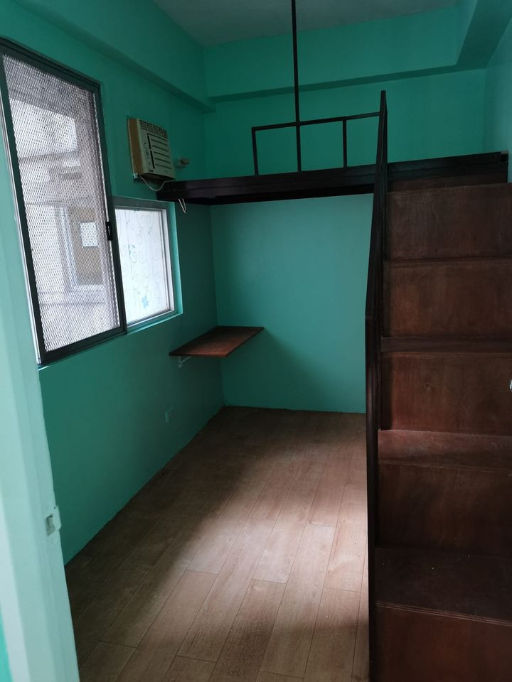 Gallery 5
