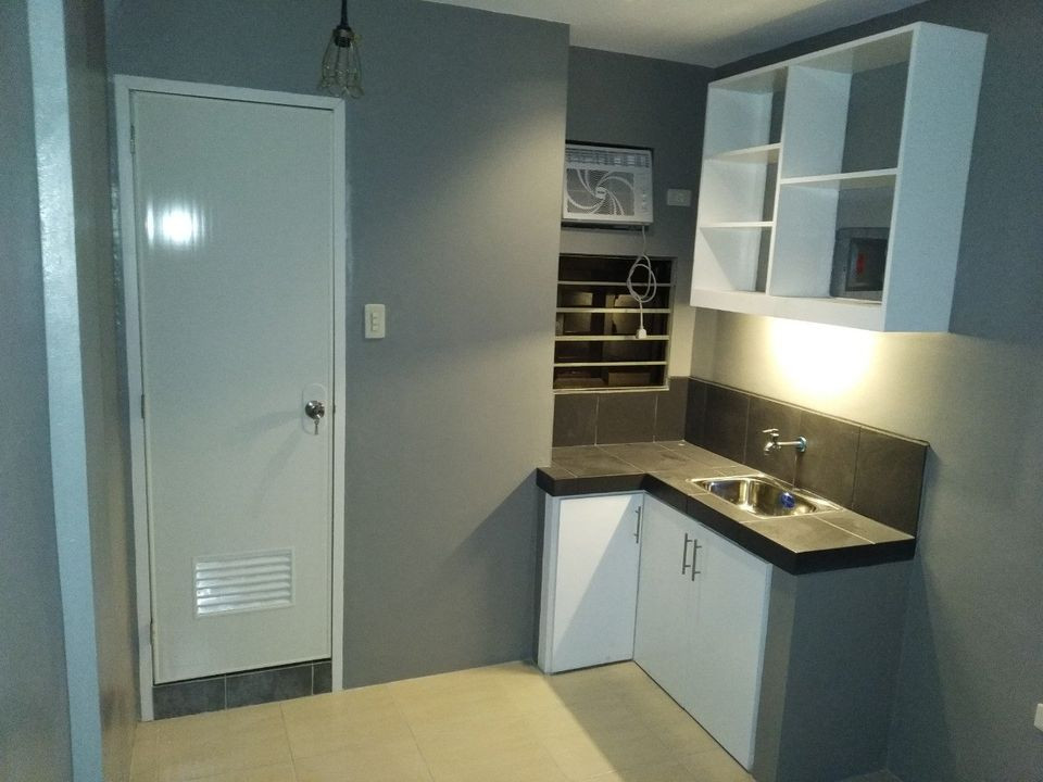 Studio 1 Bath Apartment