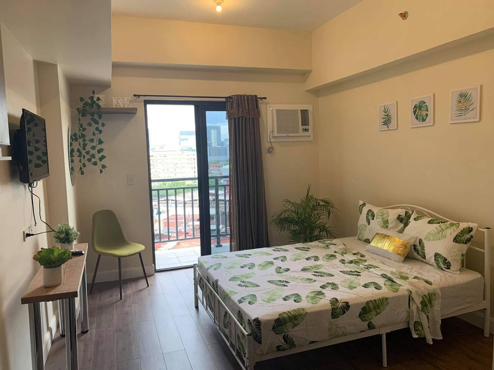 Brandnew studio with balcony in Grande Residences