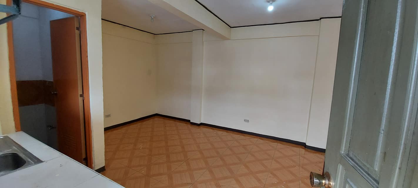 Available Studio type A. Mabini, Manila, Metro Manila