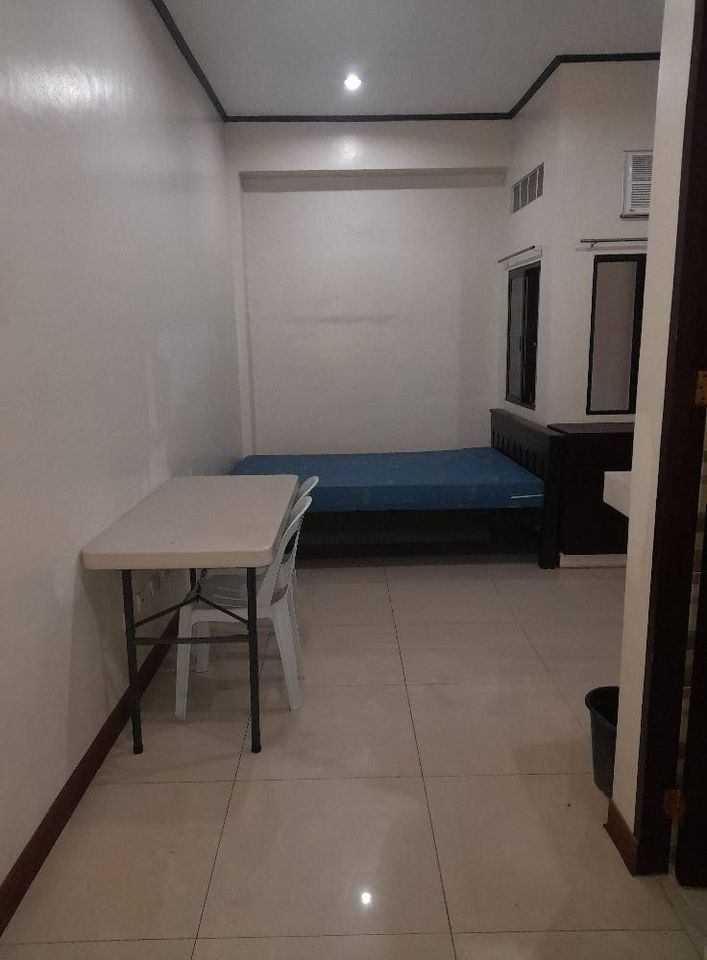 Gallery 4