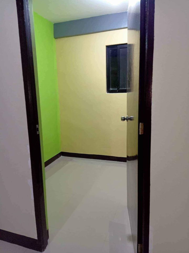 Gallery 5