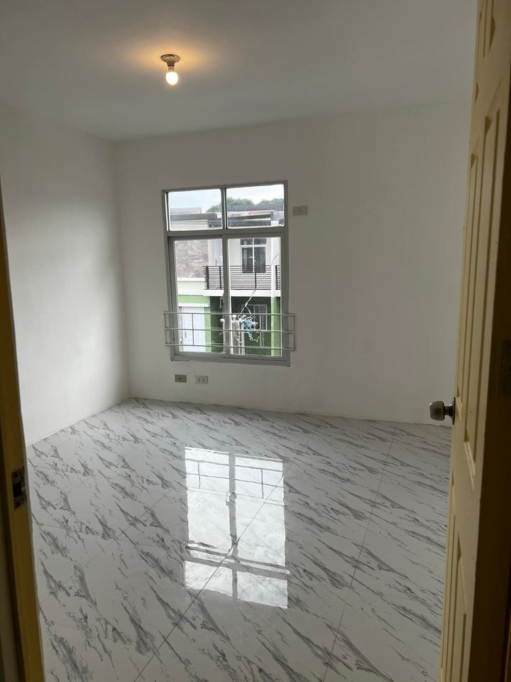 Gallery 3