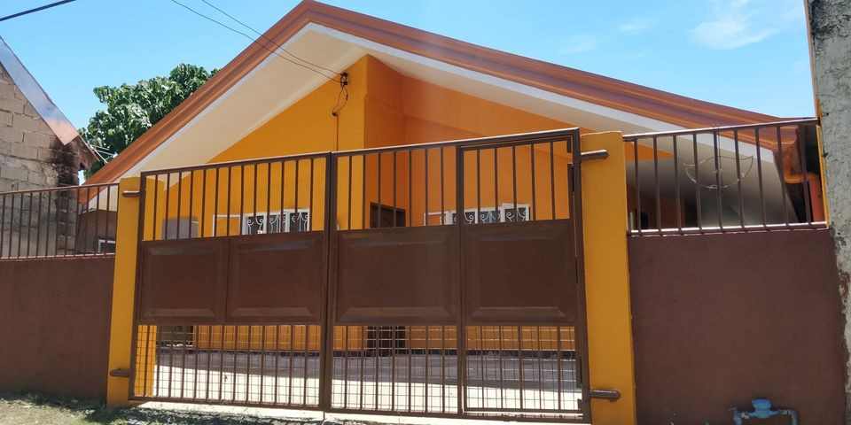 2 Beds 2 Baths House