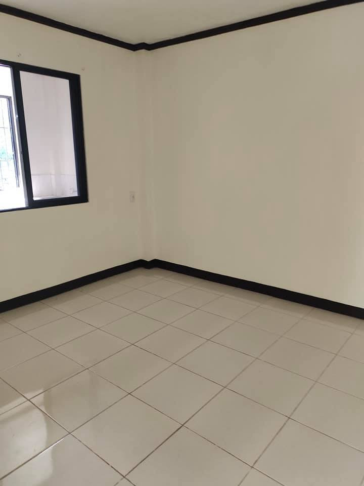 Gallery 5
