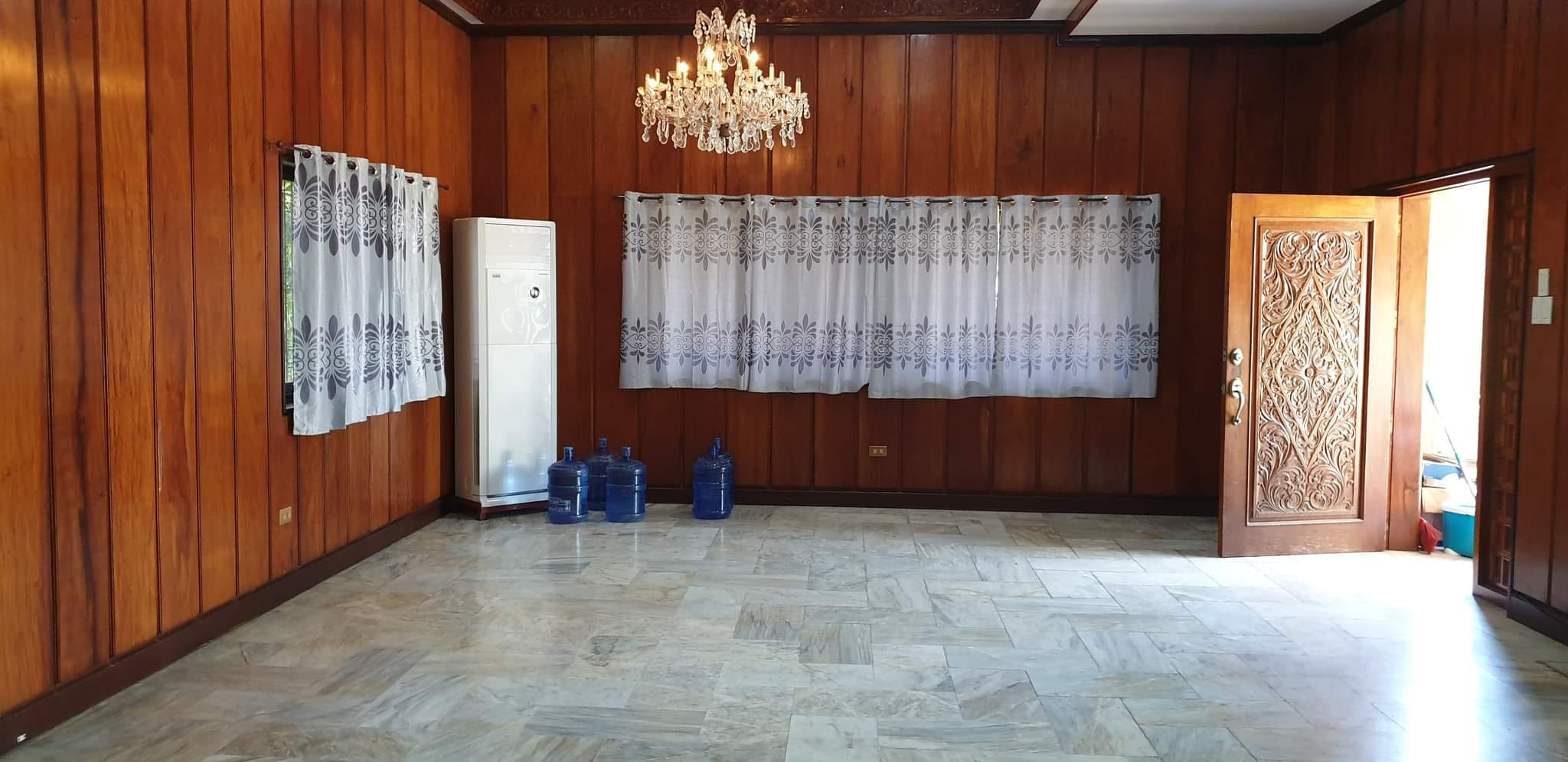 Gallery 5