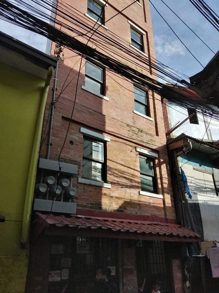 UNIT FOR RENT