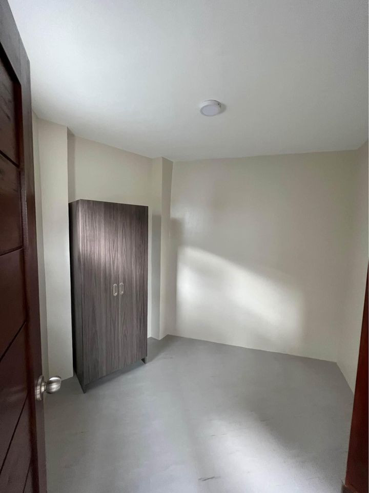 Gallery 4