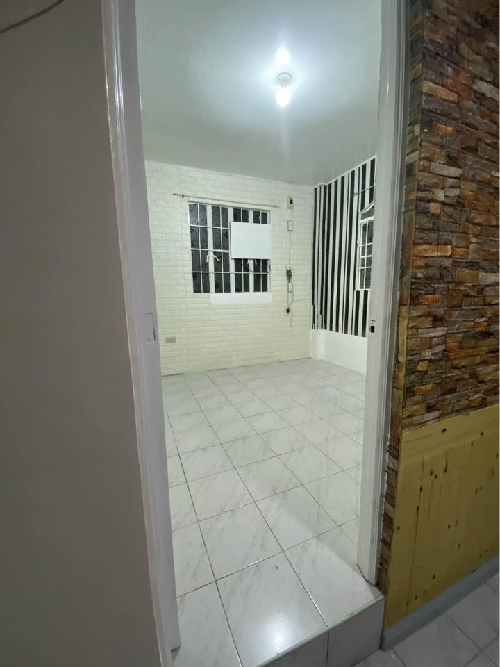 Gallery 5