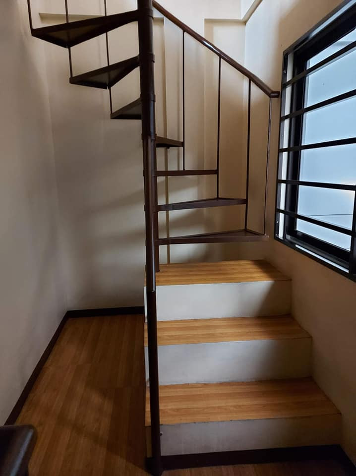 Gallery 4