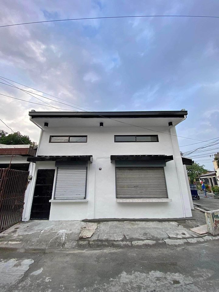 Loft Style Commercial Space FOR RENT